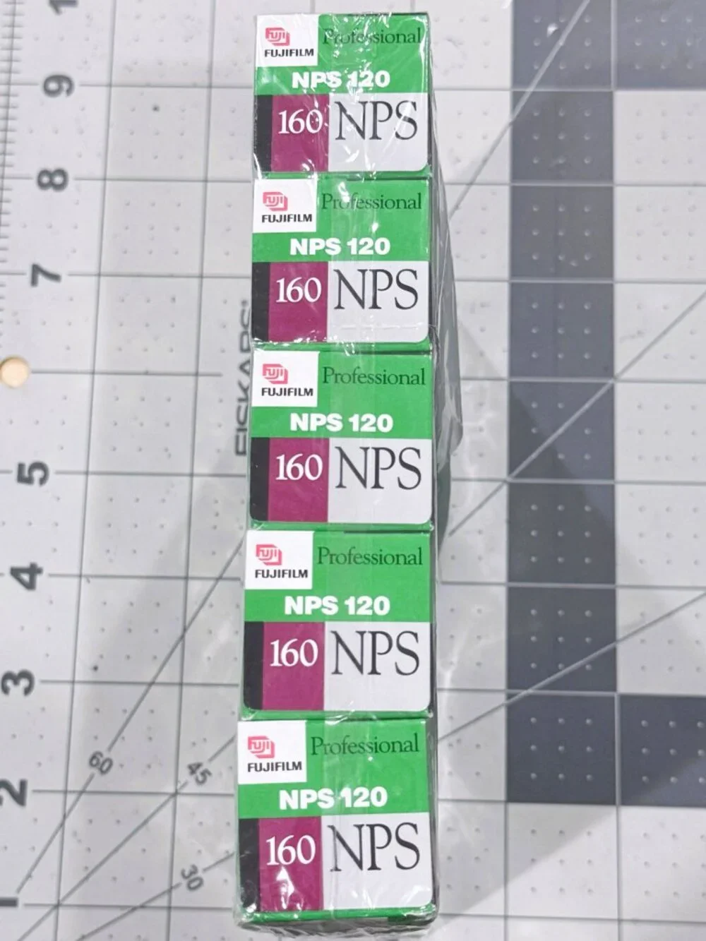 Vtg Fujicolor NPS 120 160 Professional Daylight Portrait Film 10 Rolls Expired